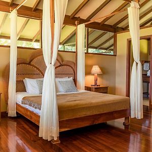 Deluxe Double or Twin Room Sea View